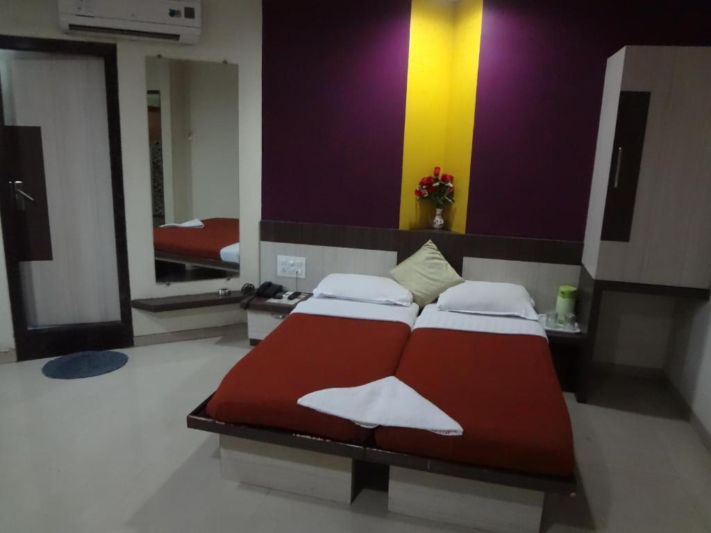 Hotel Crescent - Mumbai — Photos 2